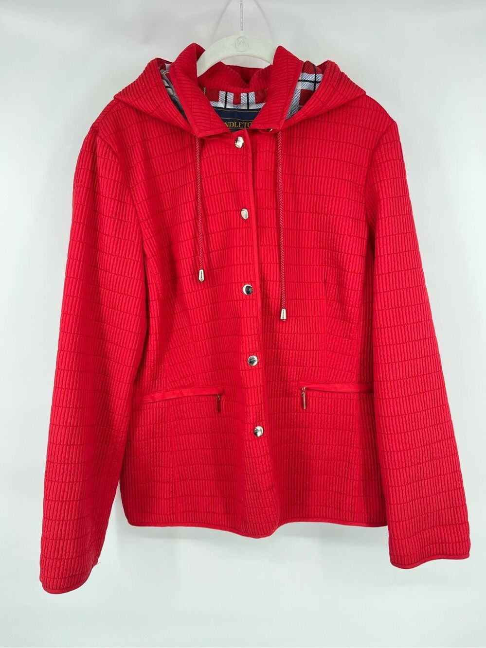 Pendleton Women’s Size Large Red Quilted Jacket Plaid Lined Removable Hood Coat